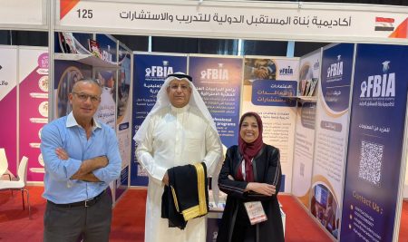 زيارة مشرفة لدكتور وليد واكد ودكتور محمد سامي إلى أكاديمية بناة المستقبل الدولية